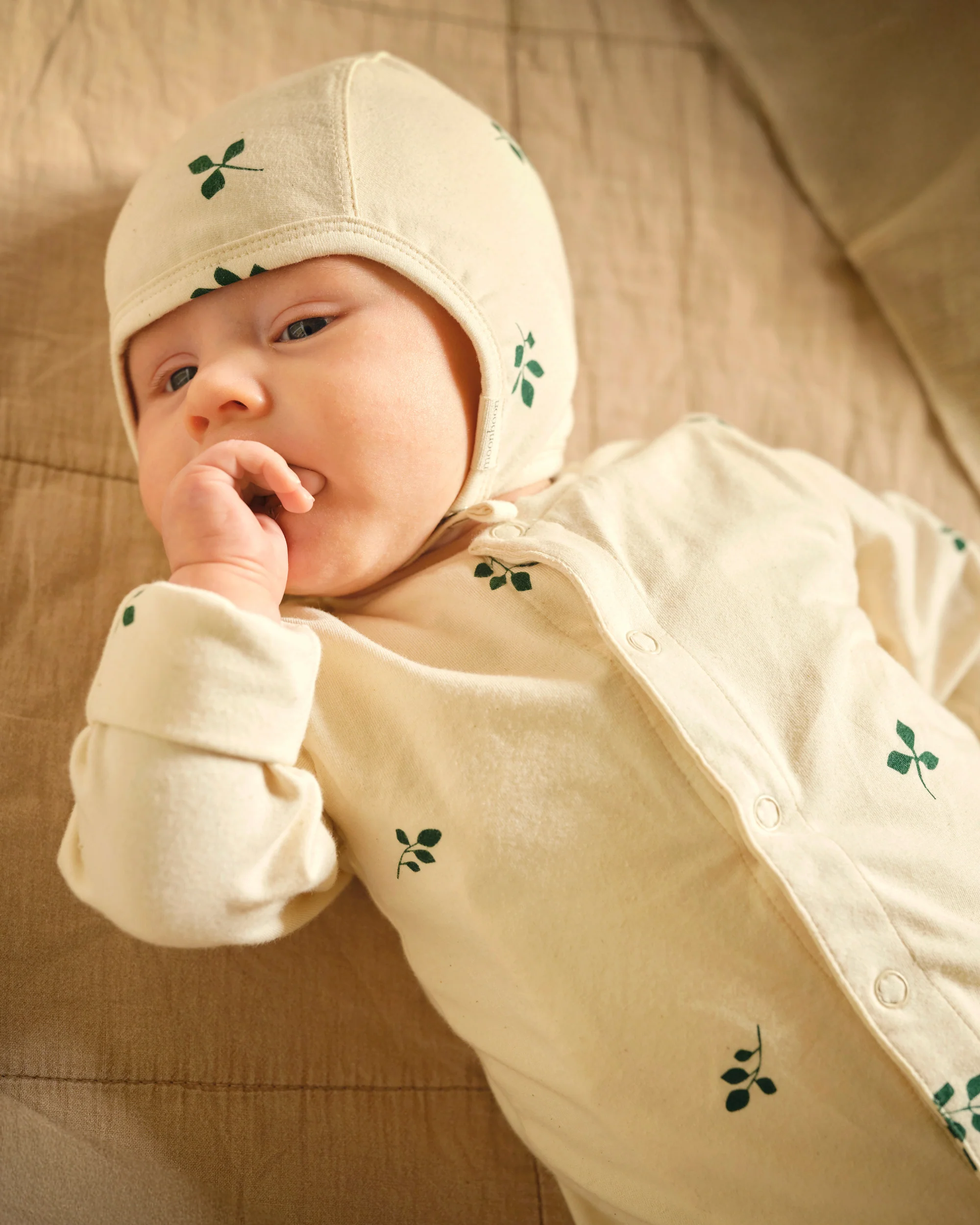 Onesie & Bonnet - gift box - Image 4